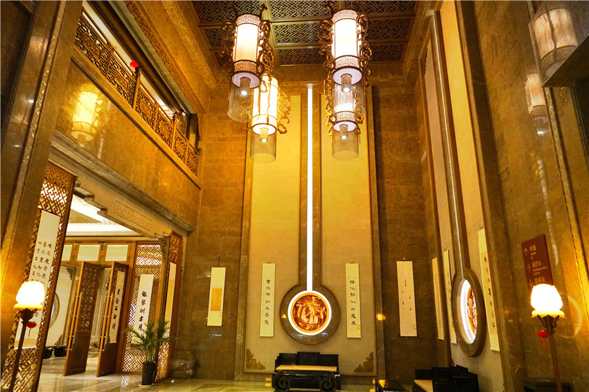 礼佛峨眉顶,礼佛普陀山