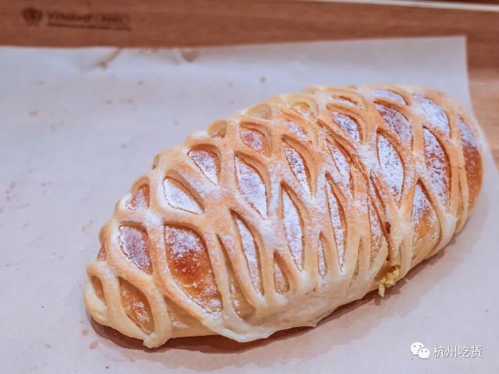 养乐多牛奶面包,养乐多面包烤箱