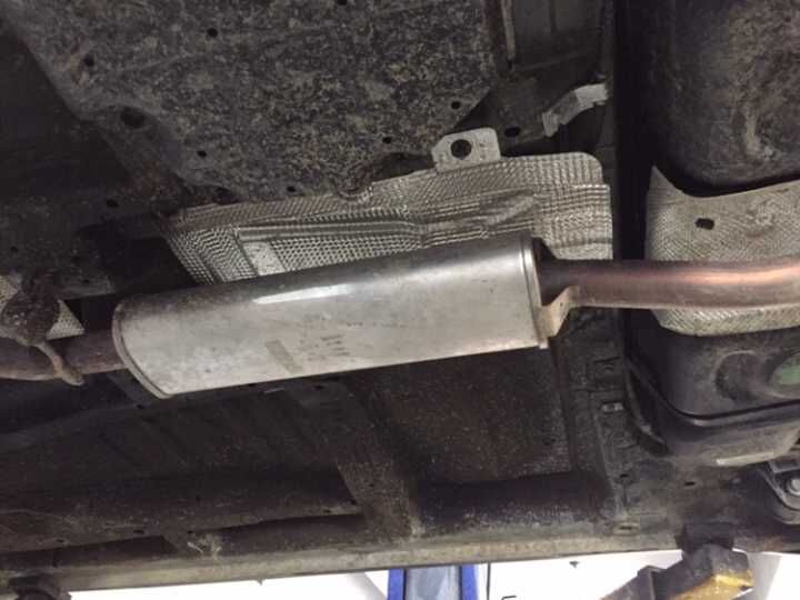 吉利远景x6suv百公里油耗,吉利远景x6十大优缺点