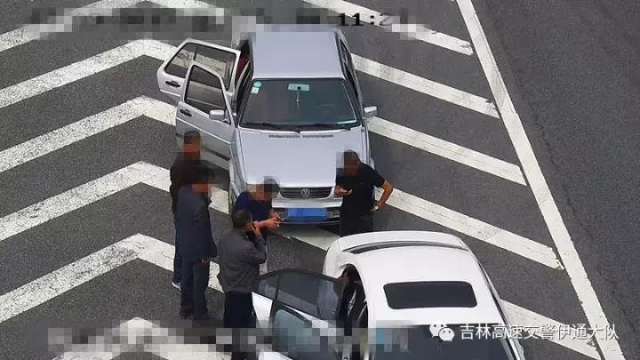 高速路上走错路咋弄,高速收费站走错道调头回去扣分吗