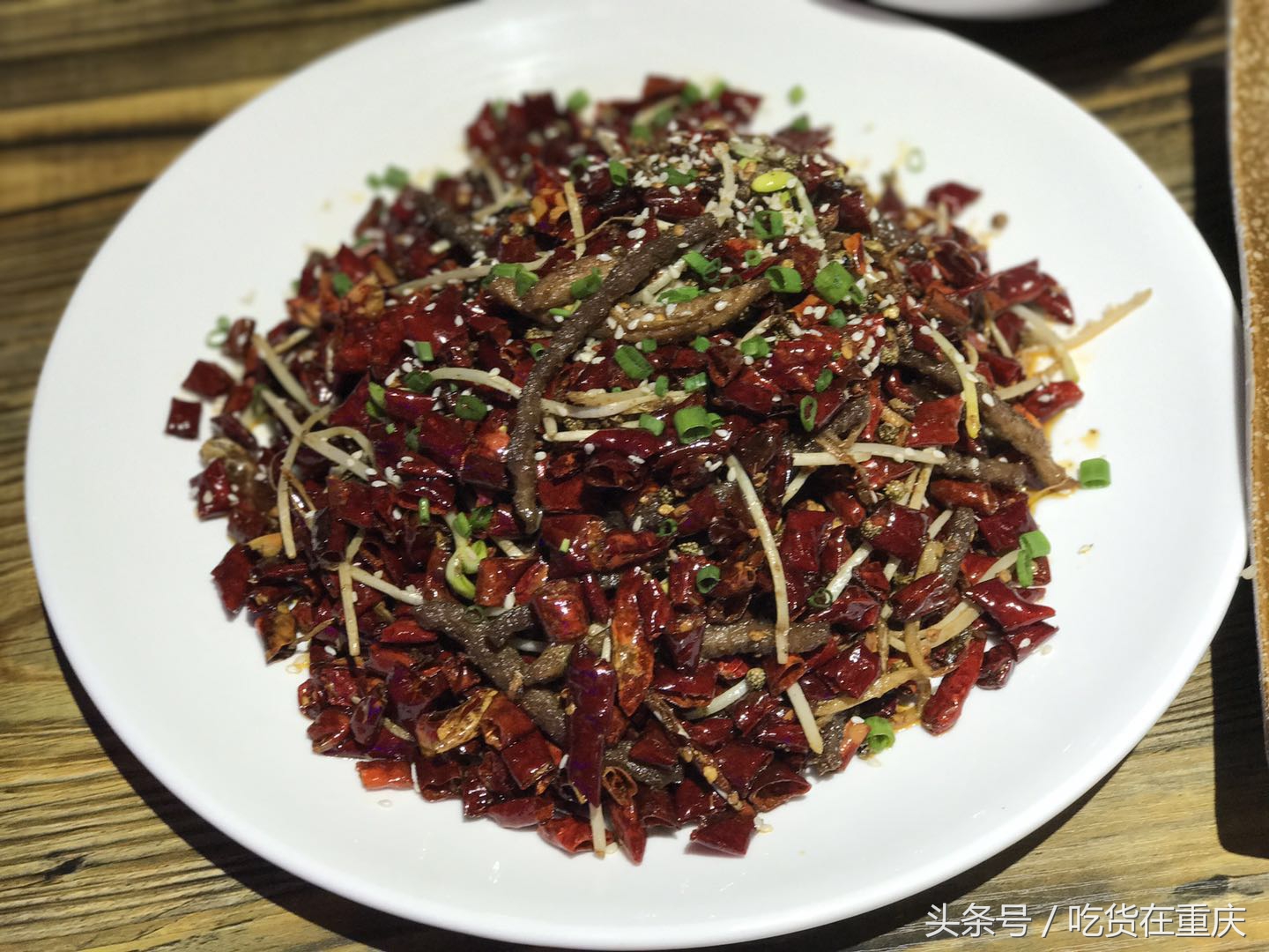 国庆不用去香港，观音桥也有“旺角夜肆”全场5折吃