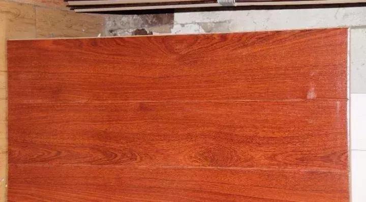 地板这样装，家人更安心