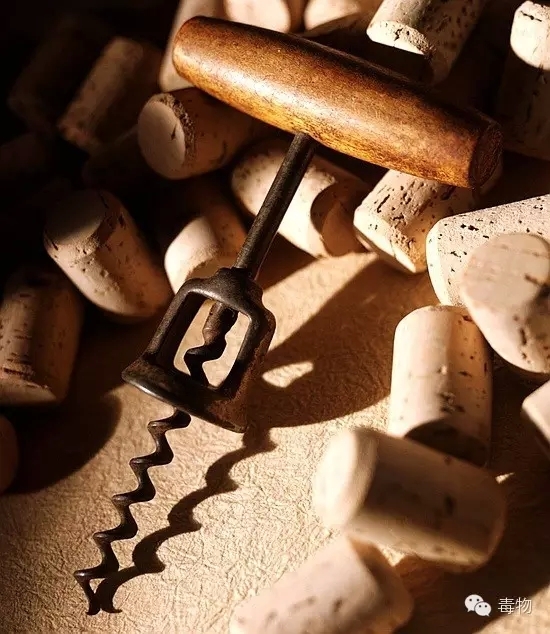 一大一小电动红酒开瓶器,一个随身携带开瓶器