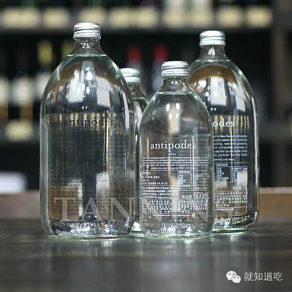 我们找了60个牌子100多瓶水，最潮的竟然是这20瓶