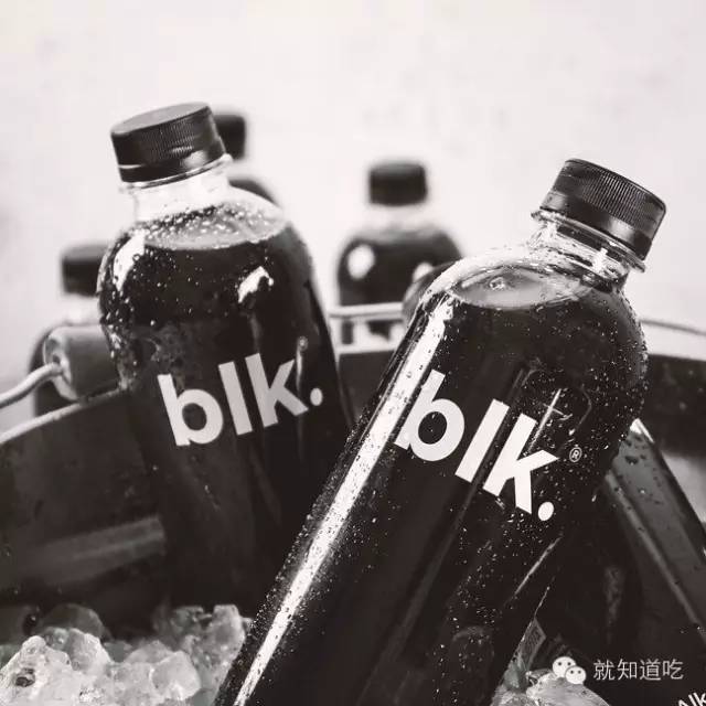 我们找了60个牌子100多瓶水，最潮的竟然是这20瓶