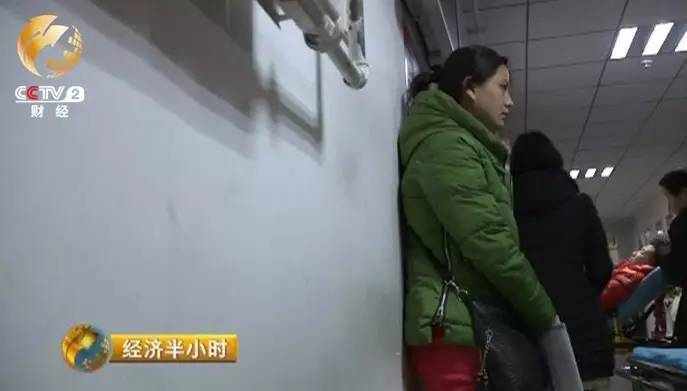 猴宝宝难产,产房一床难求到现在