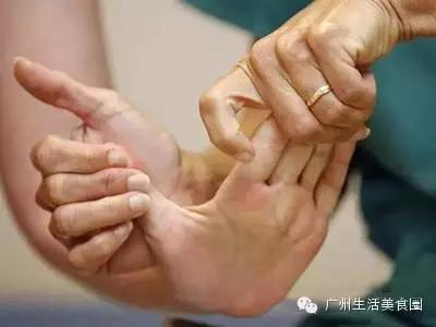 广州一次性医疗补助金谁来给,广州大额医疗费用补助每月扣多少