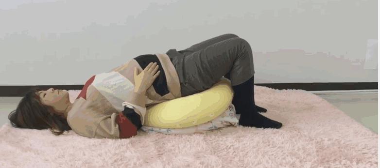 胎儿臀位出生视频,孕晚期胎儿臀位纠正视频