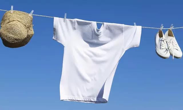 衣服很皱什么熨斗最好,熨斗去胶的最有效方法