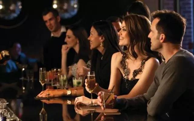 春天穿搭技巧分享服装搭配,春季时尚穿搭方法