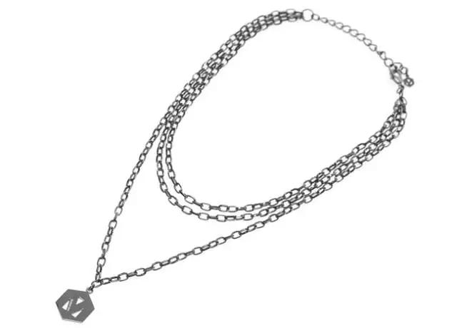 韩剧同款首饰,宋仲基片场被拍与宋慧乔同款卫衣