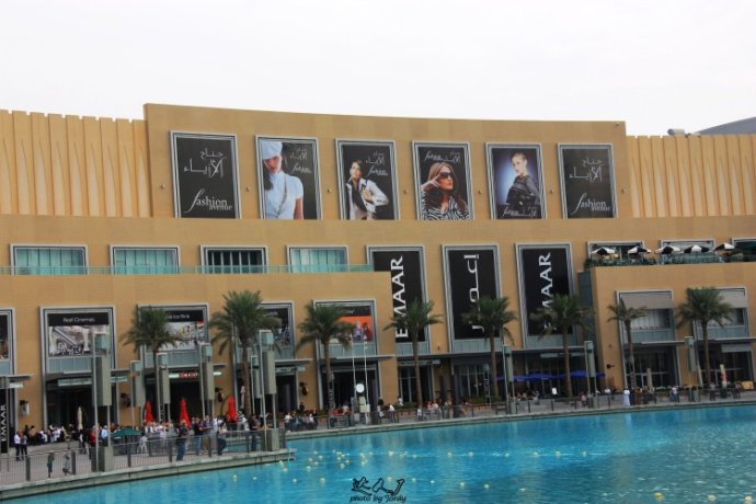 乘着地铁去迪士尼,乘着地铁去兜风