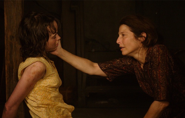 他们说‘那女孩死了不是我的错’*力暴**不需要理由