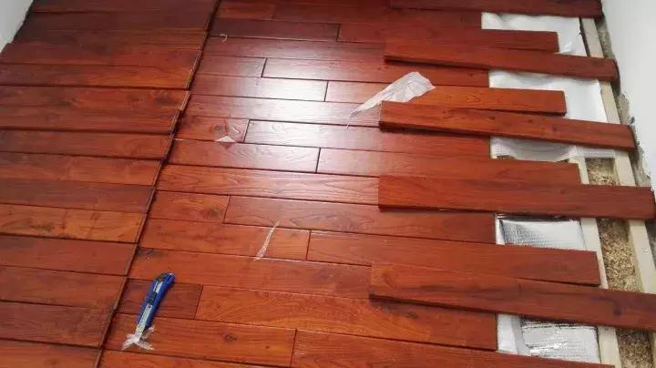 地板这样装，家人更安心