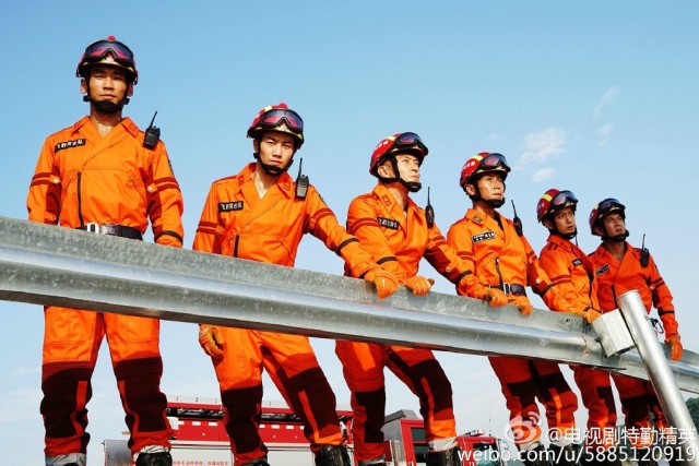 国庆追剧指南丨雷佳音、张嘉译、袁泉、王珞丹，总有一款适合你！