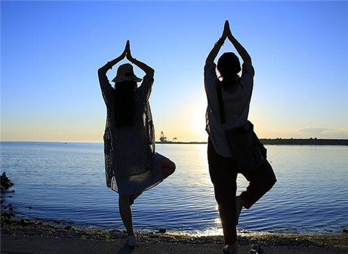 从零开始学瑜伽办公室瑜伽,办公室瑜伽每天必练8个动作