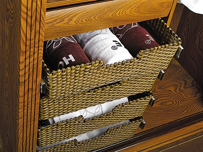 衣柜里的衣服发霉了怎么处理,衣柜发霉怎么彻底解决