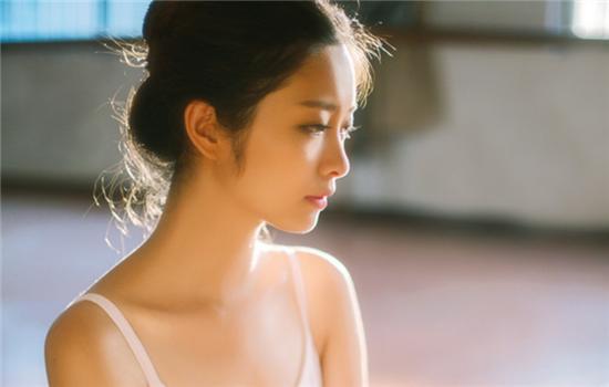 垫下巴的十大危害,垫下巴对人生的影响