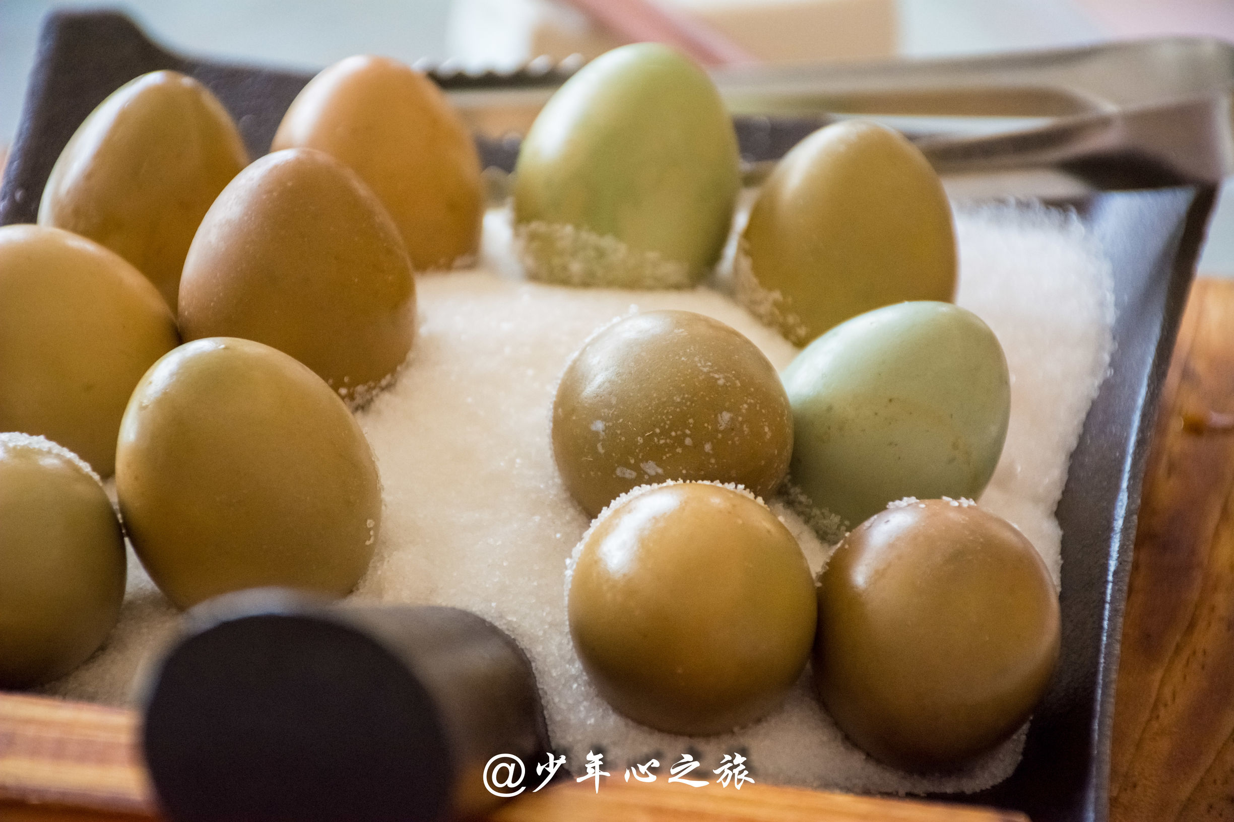 这里汇聚了全国各地的明星，这里也云集了五湖四海的美食