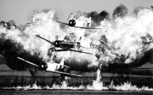 日本二战三大军工企业揭秘：三菱全覆盖，东芝搞防空，日立装甲车