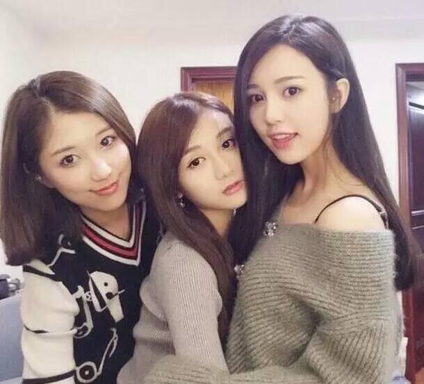 师傅，你得天天撸吧，不然手速不会这么快，我都看不明白