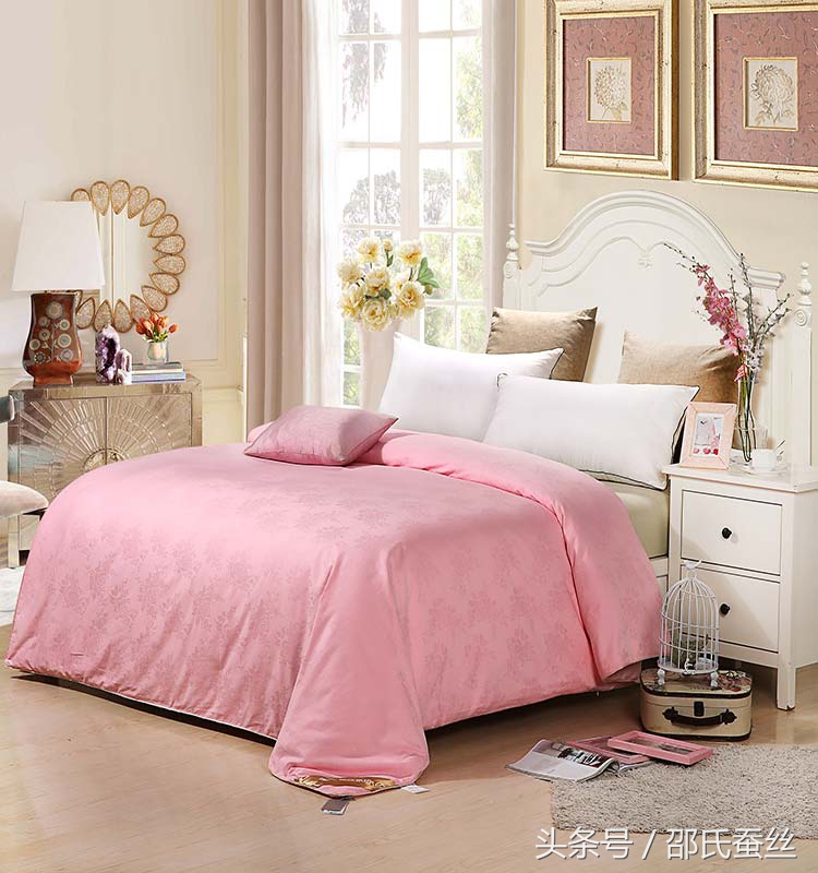 你家的蚕丝被是真的吗,蚕丝被的优点和缺点是什么