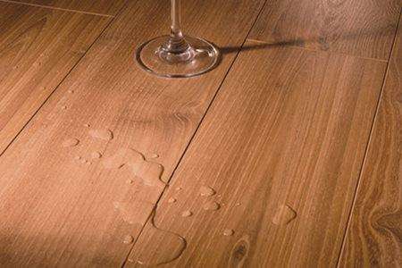 木地板泡水翘起怎么办，六大办法秒解决