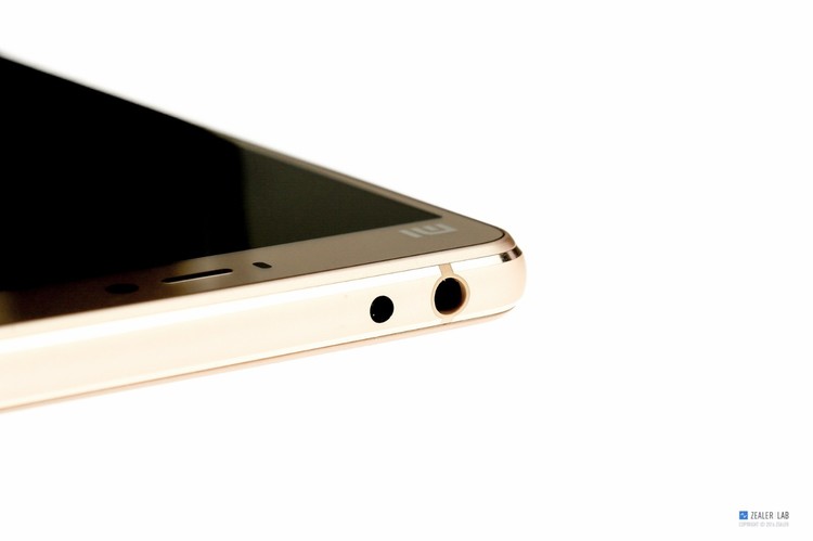 拆解小米手机,小米4s手机拆解