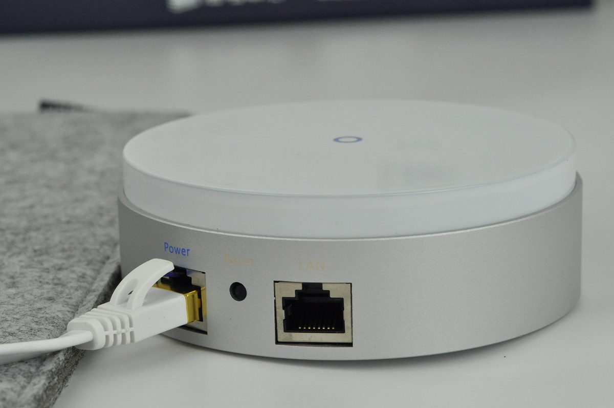 圆润艺术范，有型更有“芯”——必虎路由器上手评测