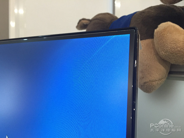 真正超窄边框显示器,超窄边框显示器有啥毛病