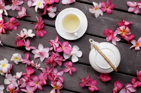 喝剩茶水有何妙用,茶煮饭有什么功效