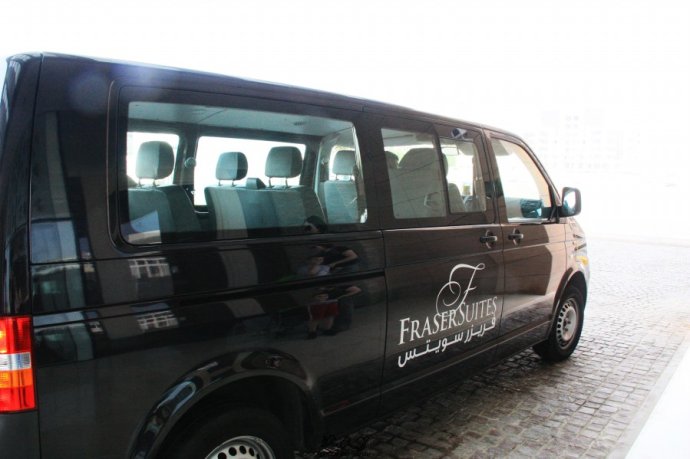 乘着地铁去迪士尼,乘着地铁去兜风