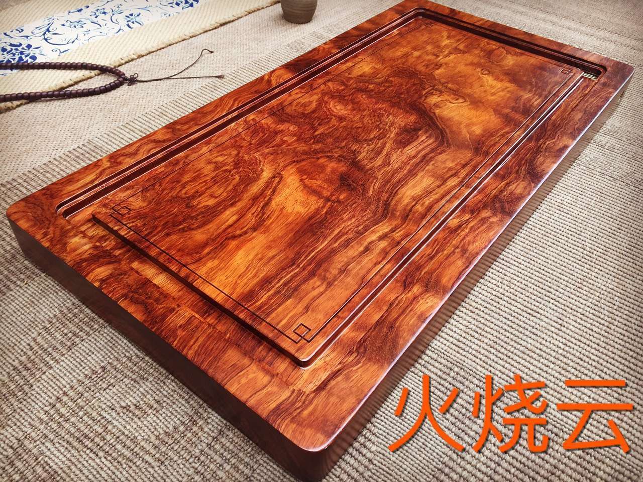 巴西花梨——做不了花梨中的翘楚，就去做是大板桌中的贵族