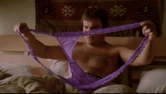 爆逗糗段，哎，那个菇娘，你踩我们的电磁炉干什么？