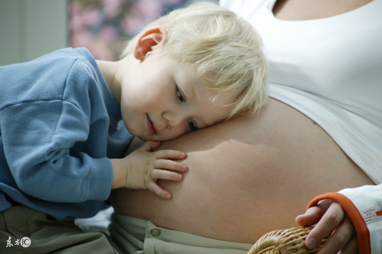 胎动心情说说,第一次感受胎动时妈妈是什么感觉