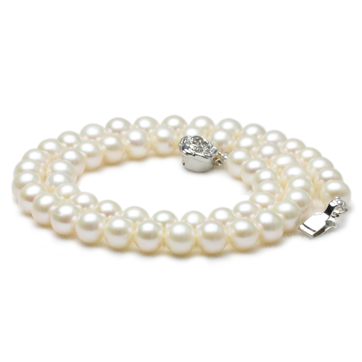 项链买什么材质的好？选对项链打造您的专属品位！