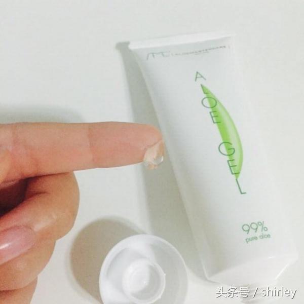 芦荟胶冷敷凝胶的作用与功效,芦荟胶加精油配方的作用与功效