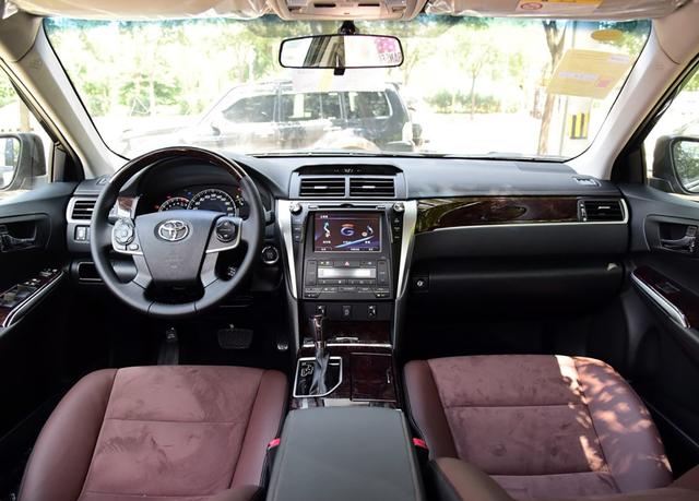 第八代凯美瑞第七代多了些什么,凯美瑞7代车评