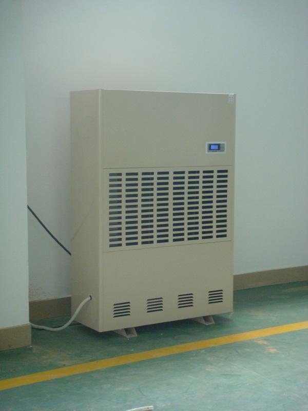 家里墙壁潮湿发霉怎么解决,家里潮湿墙面发霉怎么解决