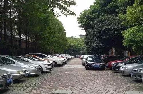 首付10万买精装套三带露台,全新精装套二首付19万