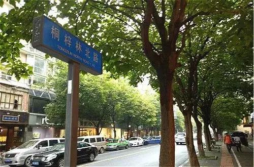 首付10万买精装套三带露台,全新精装套二首付19万