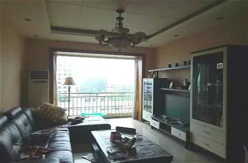 首付10万买精装套三带露台,全新精装套二首付19万