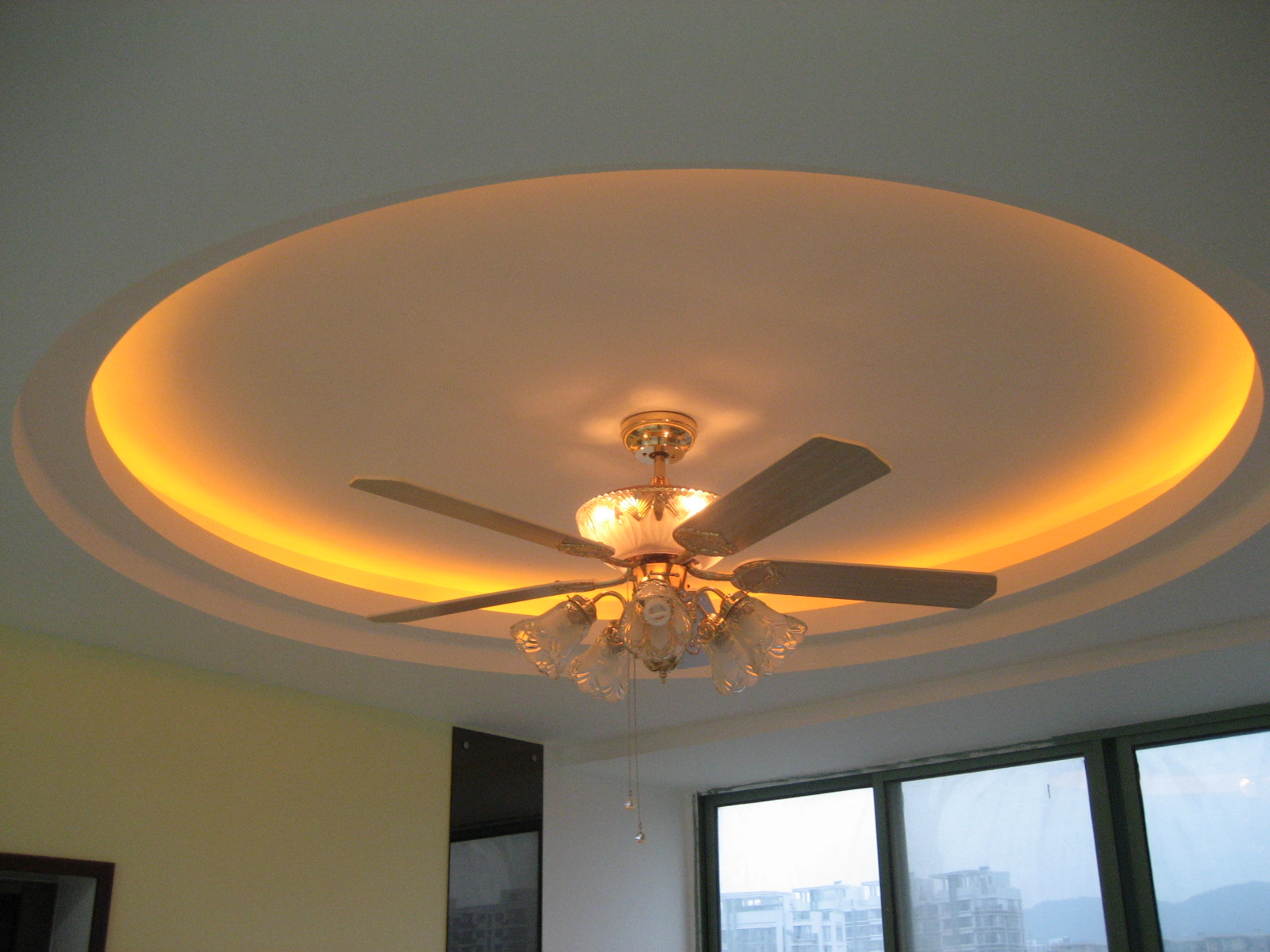 清理吊扇小妙招,吊扇脏了怎么处理