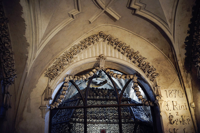 别光顾着听歌了，来看看布拉格吧