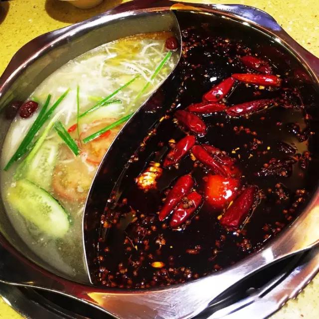 贵阳美食地图及路线,贵阳喷水池地铁站美食街