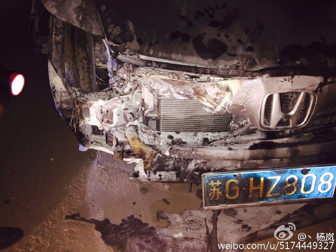 新车未过保修期坏了怎么处理,质保期的新车自燃了