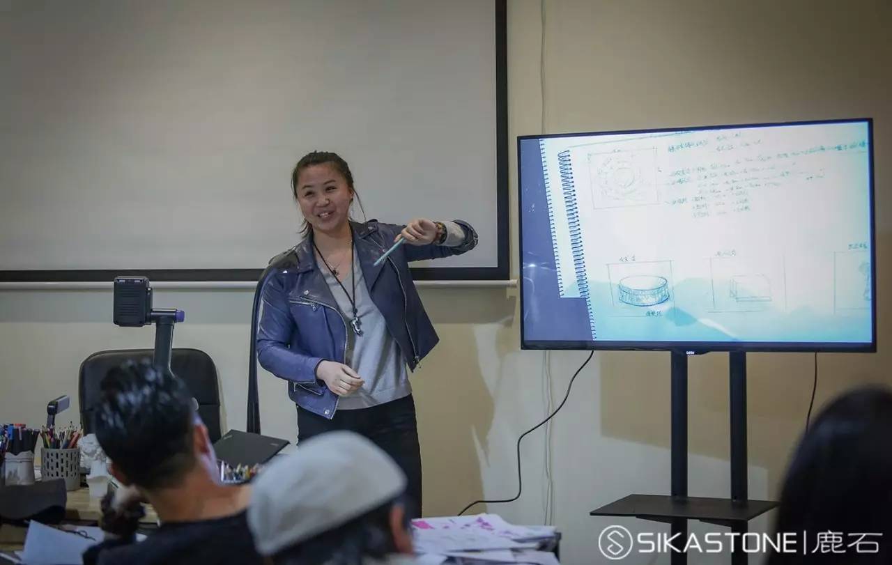 手绘挑大梁，此事要躬行——1603花艺手绘班毕业有感