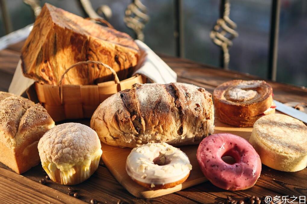 都教授代言服装,都教授北京现代广告