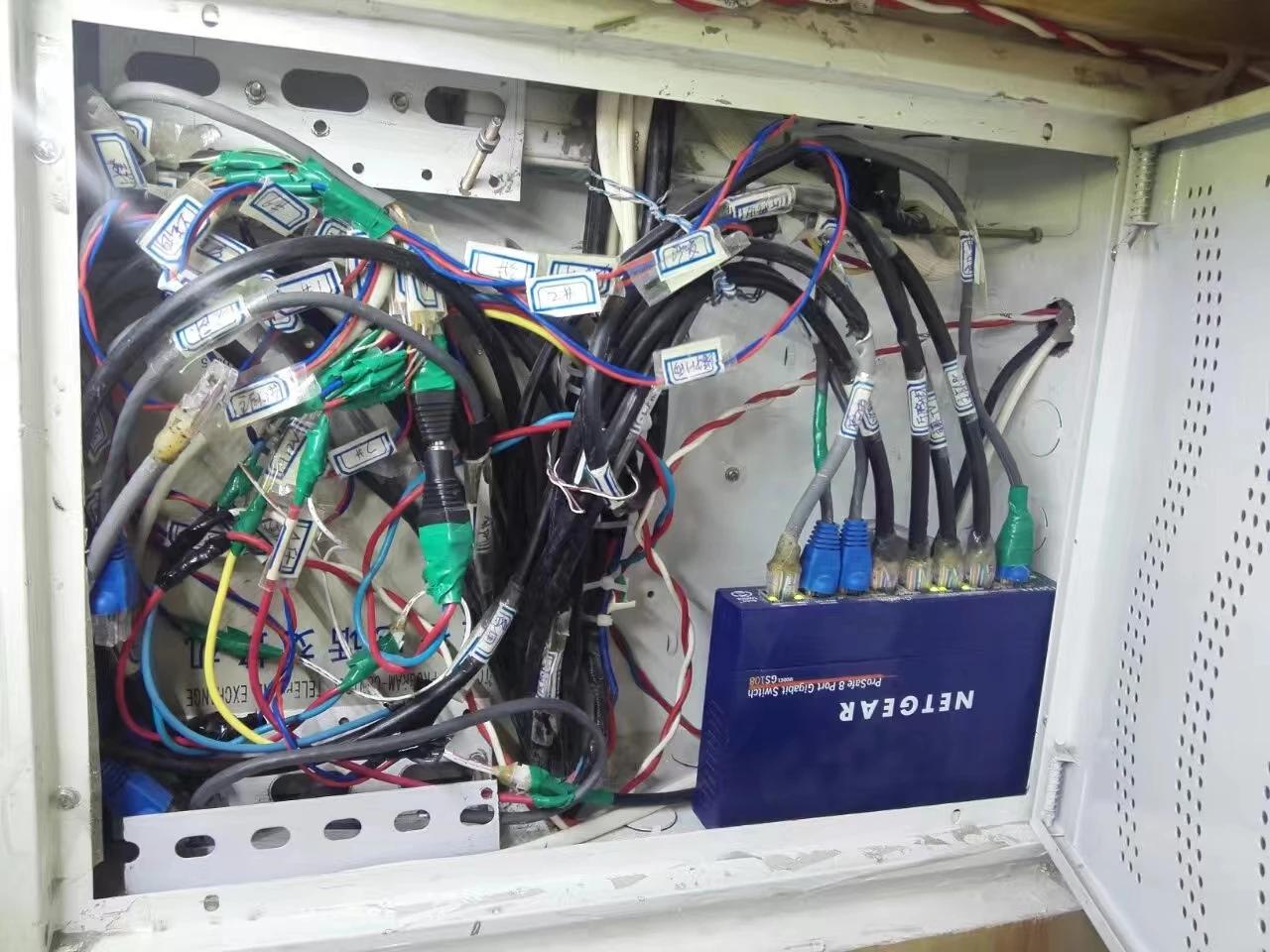 弱电箱太小放不进路由器怎么办,路由器太大了装不进弱电箱