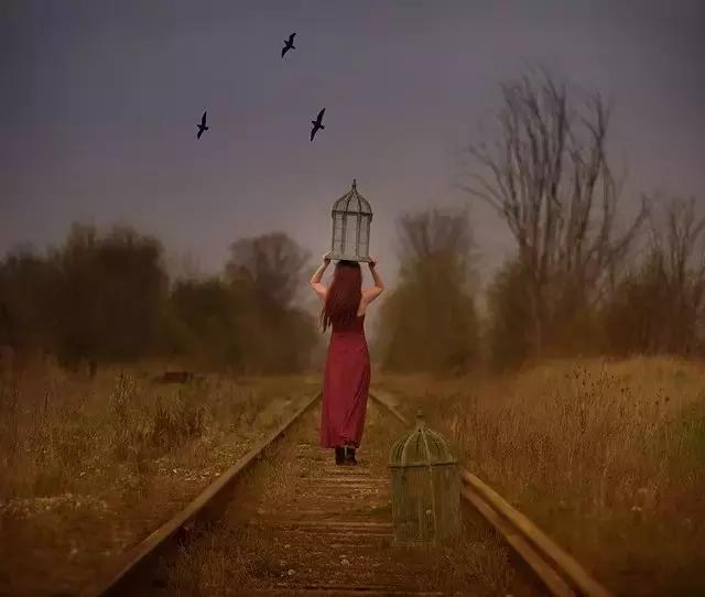 钱钟书针对丑人细看是一种惩罚,钱钟书对丑人的评价